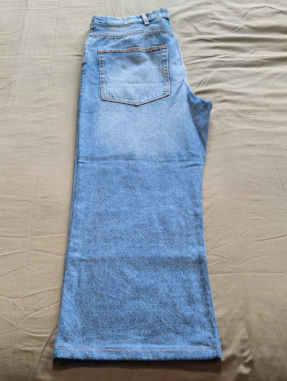 Bershka Baggy Flared Jeans